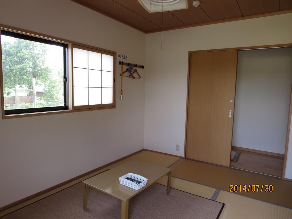 Guesthouse Suzukaze Shibushi Ruang foto