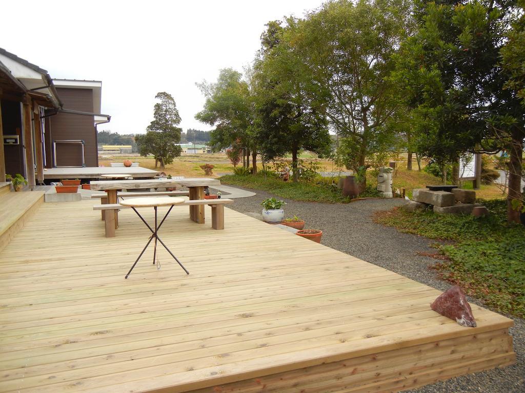 Guesthouse Suzukaze Shibushi Bagian luar foto