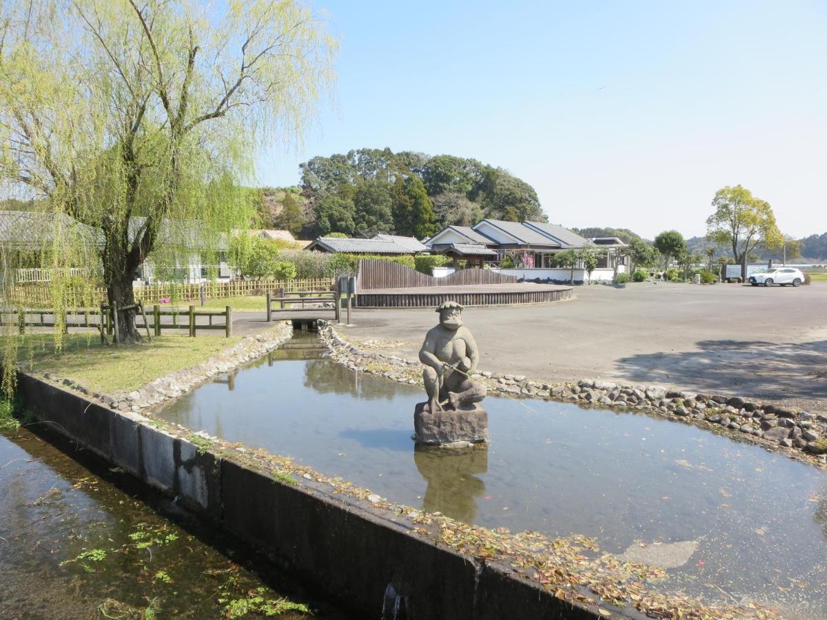 Guesthouse Suzukaze Shibushi Bagian luar foto