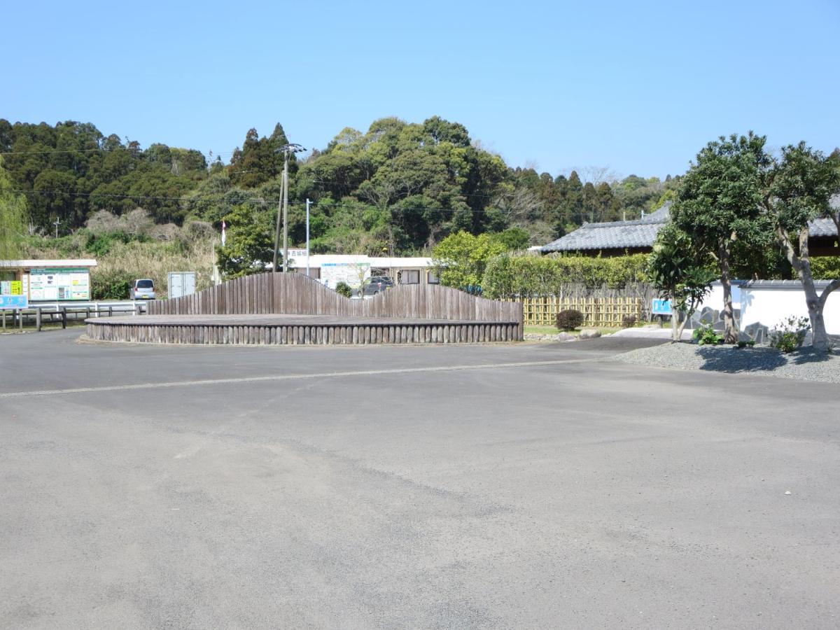 Guesthouse Suzukaze Shibushi Bagian luar foto