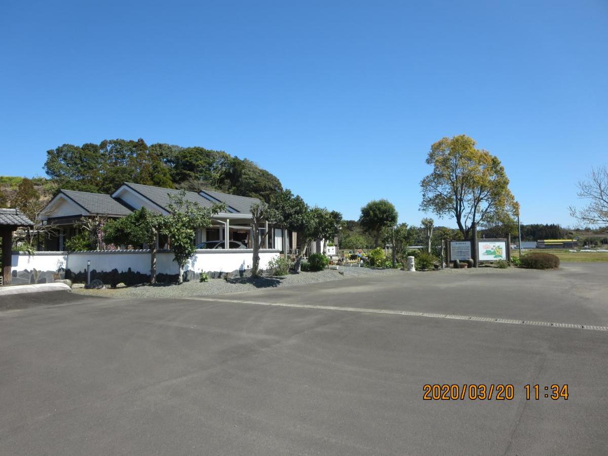Guesthouse Suzukaze Shibushi Bagian luar foto